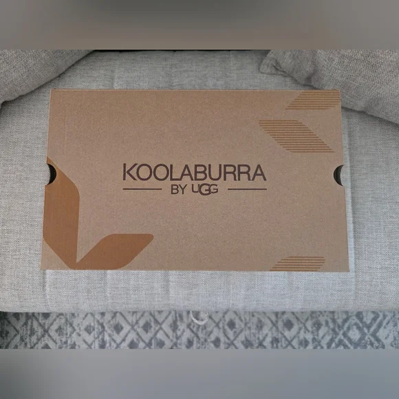 NEW Koolaburra By UGG TIZZ Tan Suede Platform Sandals Size 8 - Picture 13 of 15